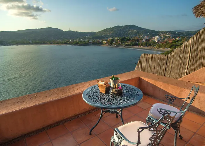 Hotel La Casa Que Canta (adults Only) Zihuatanejo